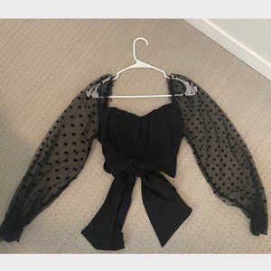 Black crop top, tulle puff sleeves